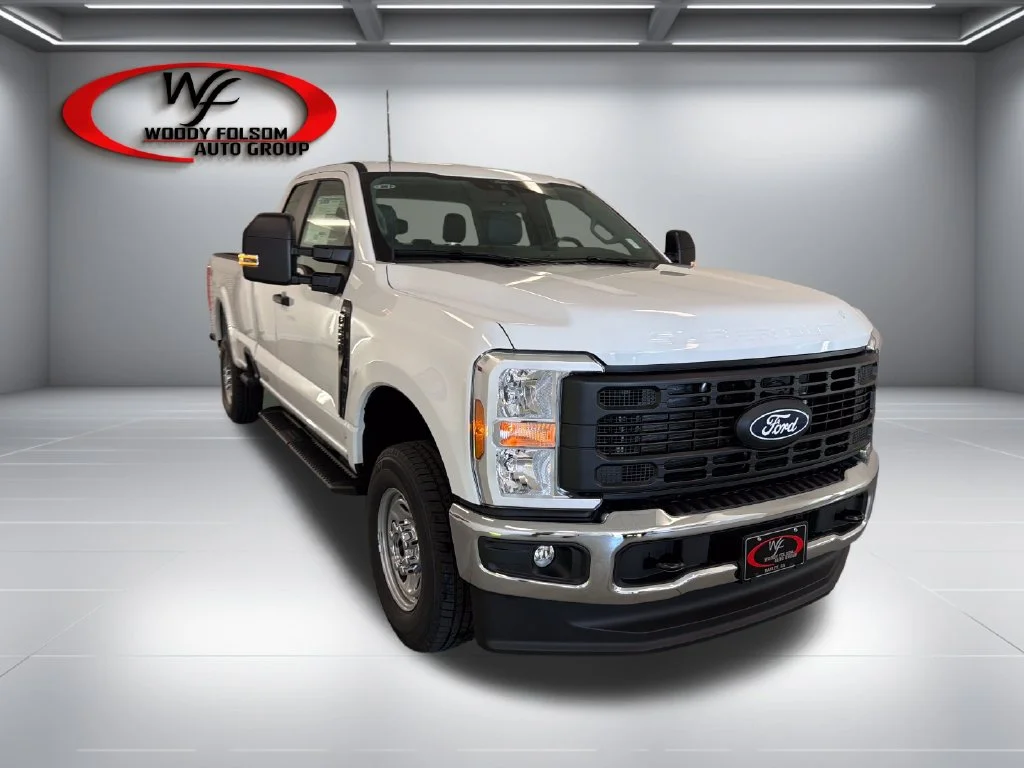 New 2027 White Ford XL image 3