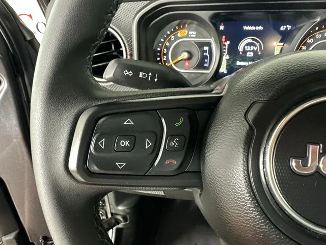 Used 2026 Gray Jeep Rubicon image 12