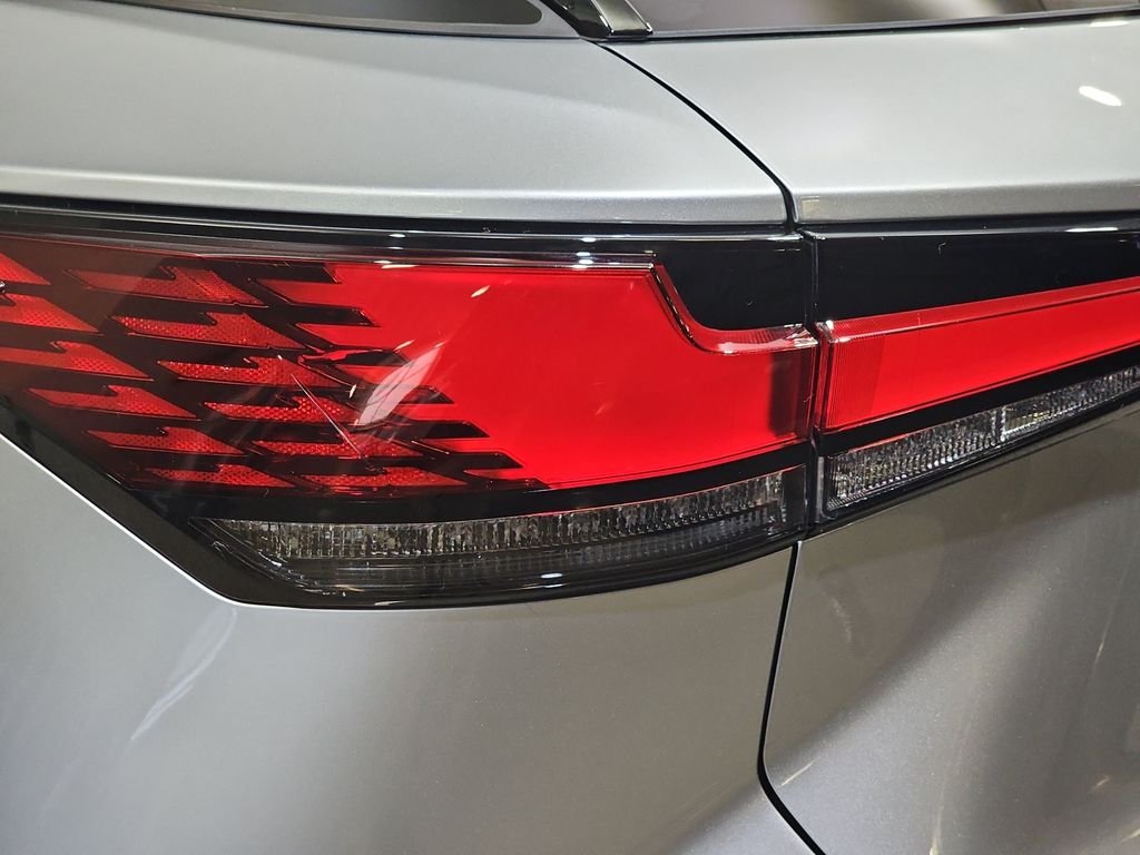 Used 2025 IRIDIUM Lexus 350h Premium image 37