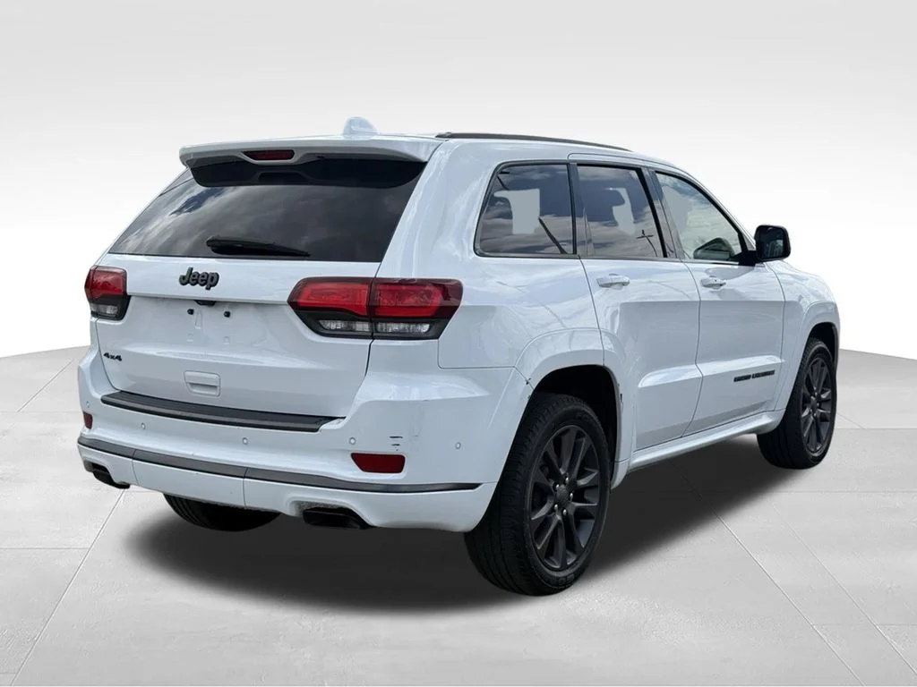 Used 2018 White Jeep Overland image 24