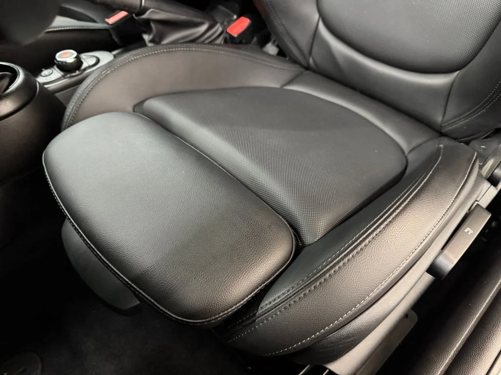 Used 2019 Black MINI Signature image 16