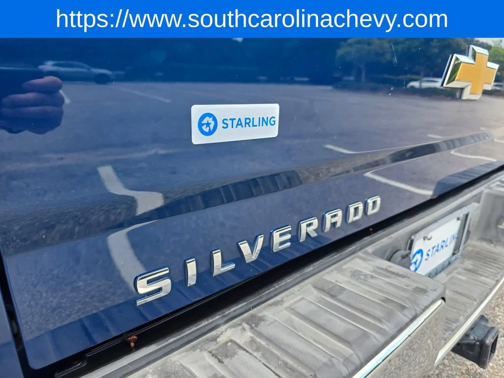 Used 2015 DEEP OCEAN BLUE METALLIC Chevrolet LT image 32