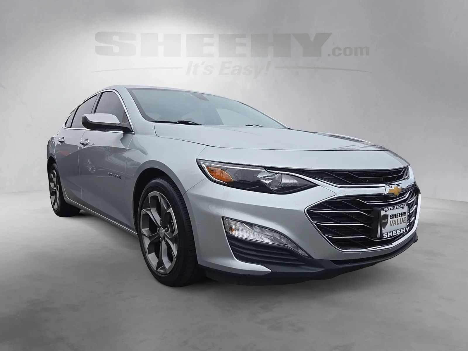 Used 2020 Chevrolet Malibu 1LT with VIN 1G1ZD5ST4LF100371 for sale in Hagerstown, MD