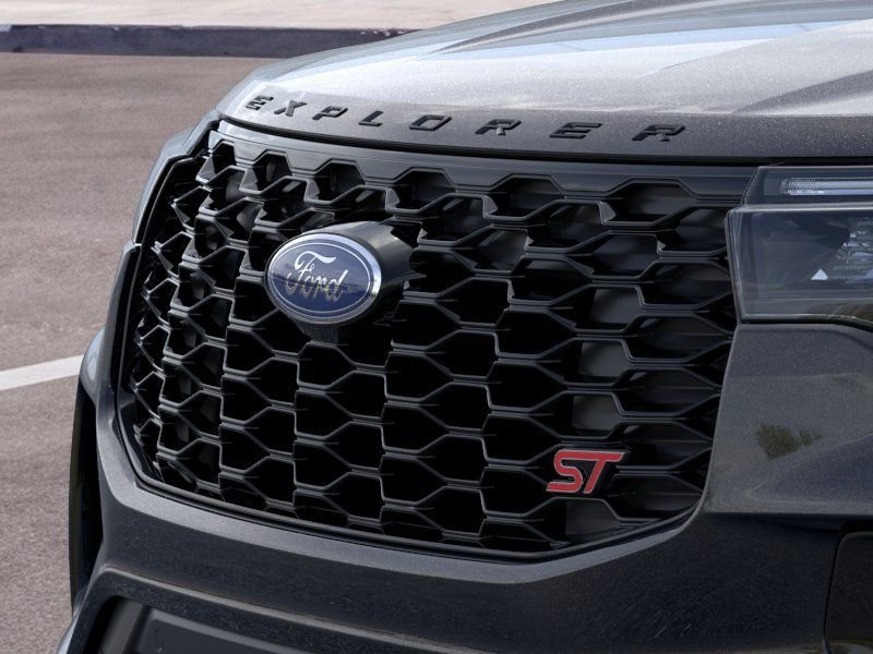 2026 Ford Explorer ST - Photo 17