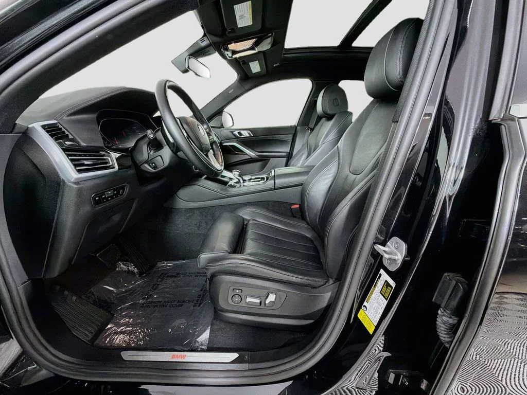 Used 2021 Black BMW sDrive40i image 22