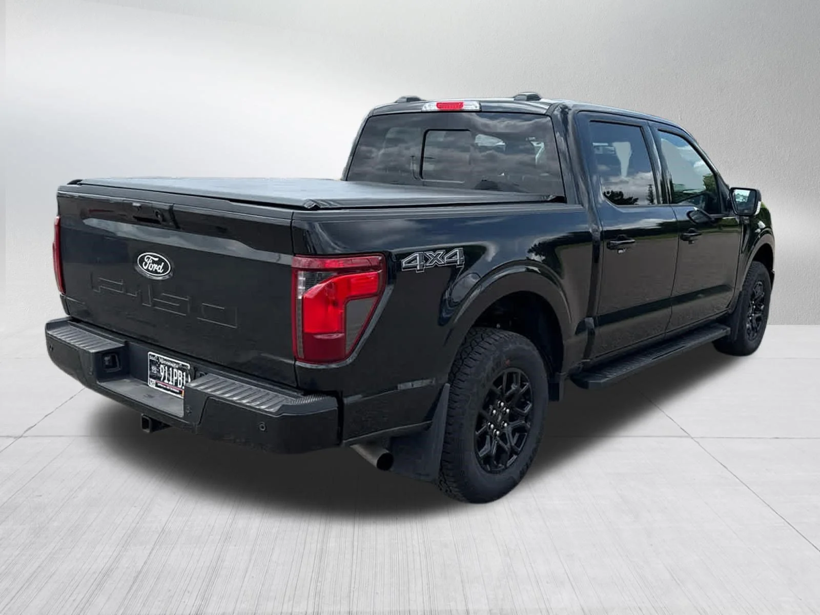 Used 2024 Agate Black Ford XLT image 10