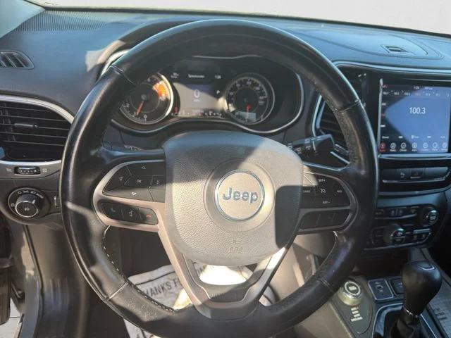 Used 2019 Gray Jeep Limited image 12