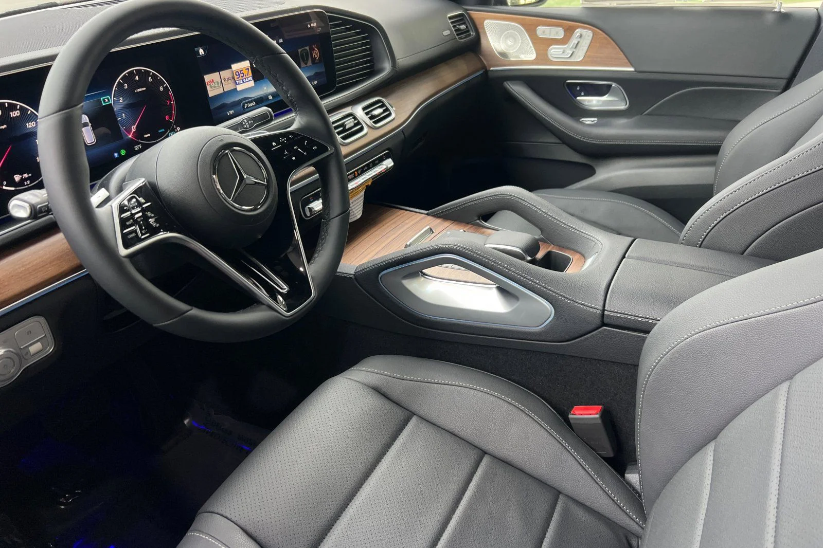 New 2026 Gray Mercedes-Benz GLE 350 image 13
