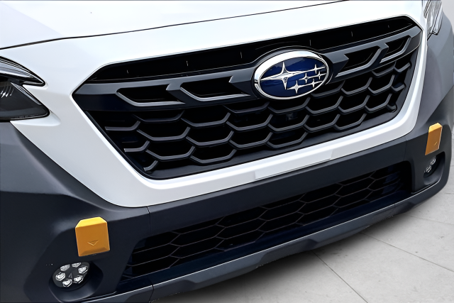 Used 2022 White Subaru Wilderness image 35