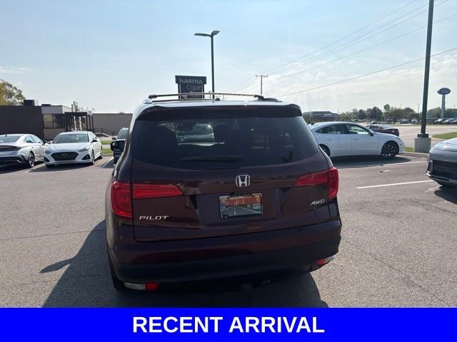 Used 2017 Red Honda EX-L image 21