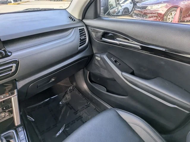 Used 2022 Gray Kia SX image 14