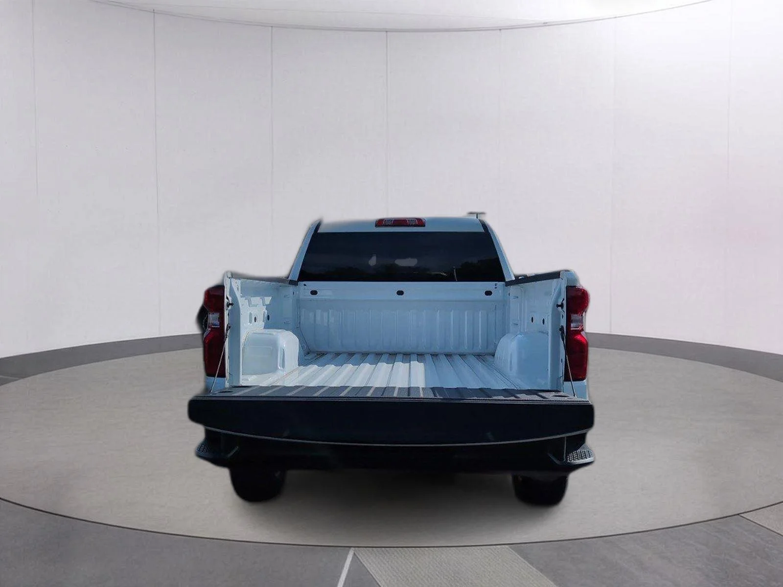 Used 2025 Summit White Chevrolet WT image 5