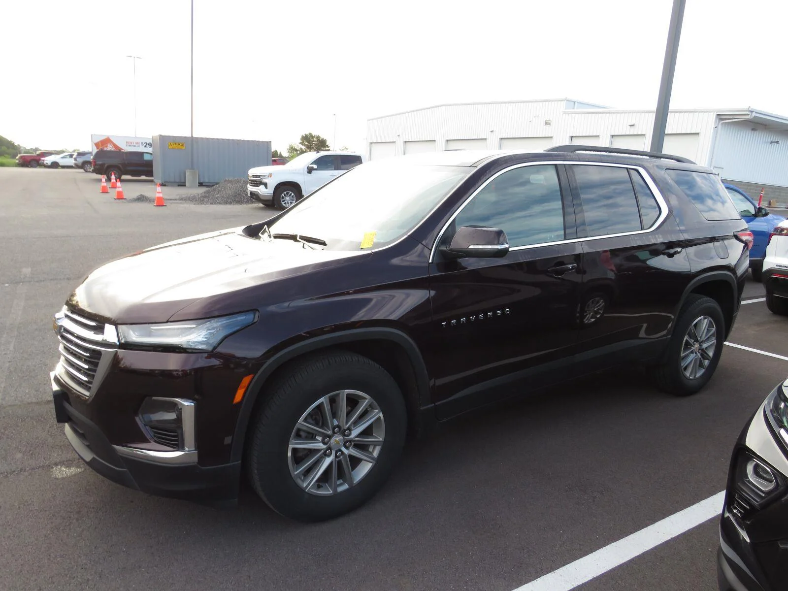 Used 2023 BLACK CHERRY METALLIC Chevrolet LT Cloth image 8