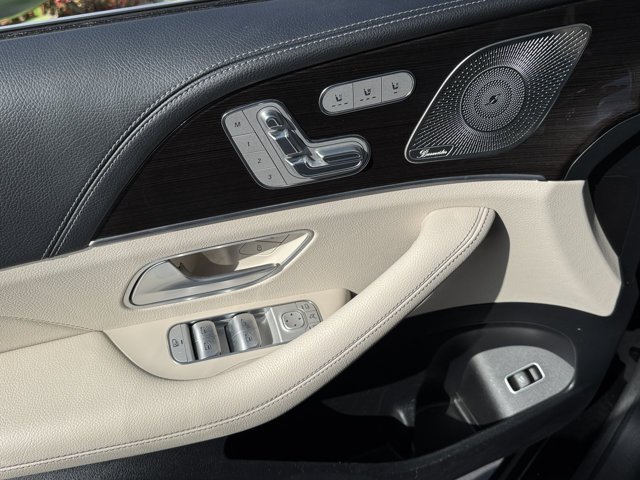 Used 2024 Obsidian Black Metallic Mercedes-Benz GLS 450 image 19