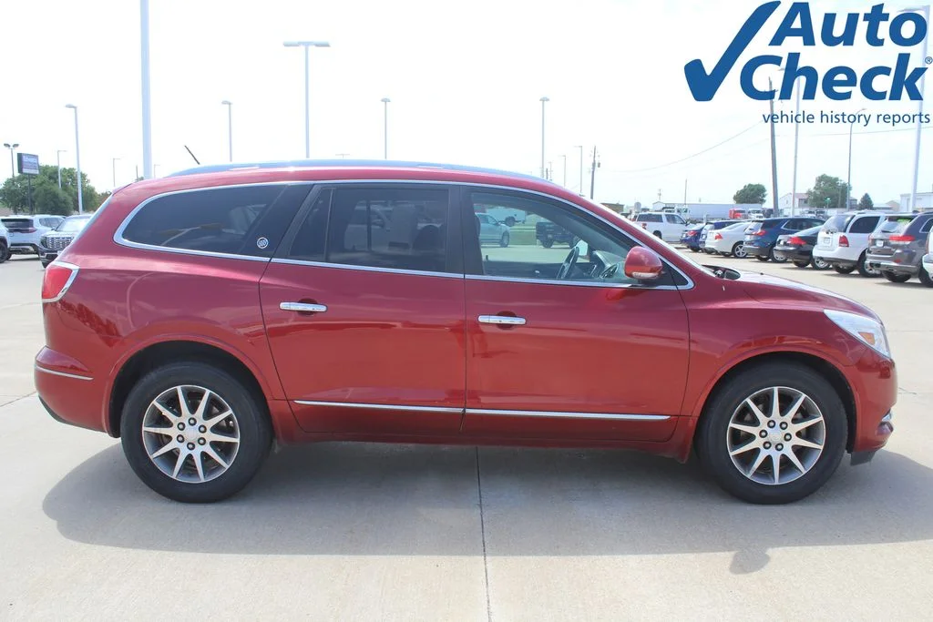 Used 2014 Buick Enclave Leather with VIN 5GAKVBKD5EJ319421 for sale in Storm Lake, IA