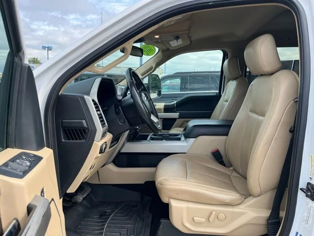 Used 2020 White Ford Lariat image 14