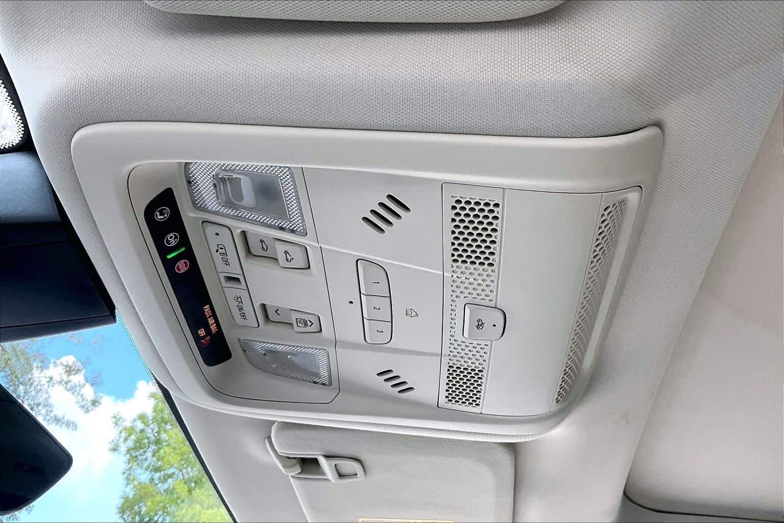 Used 2020 Manhattan Noir Metallic Cadillac FWD Premium Luxury image 32