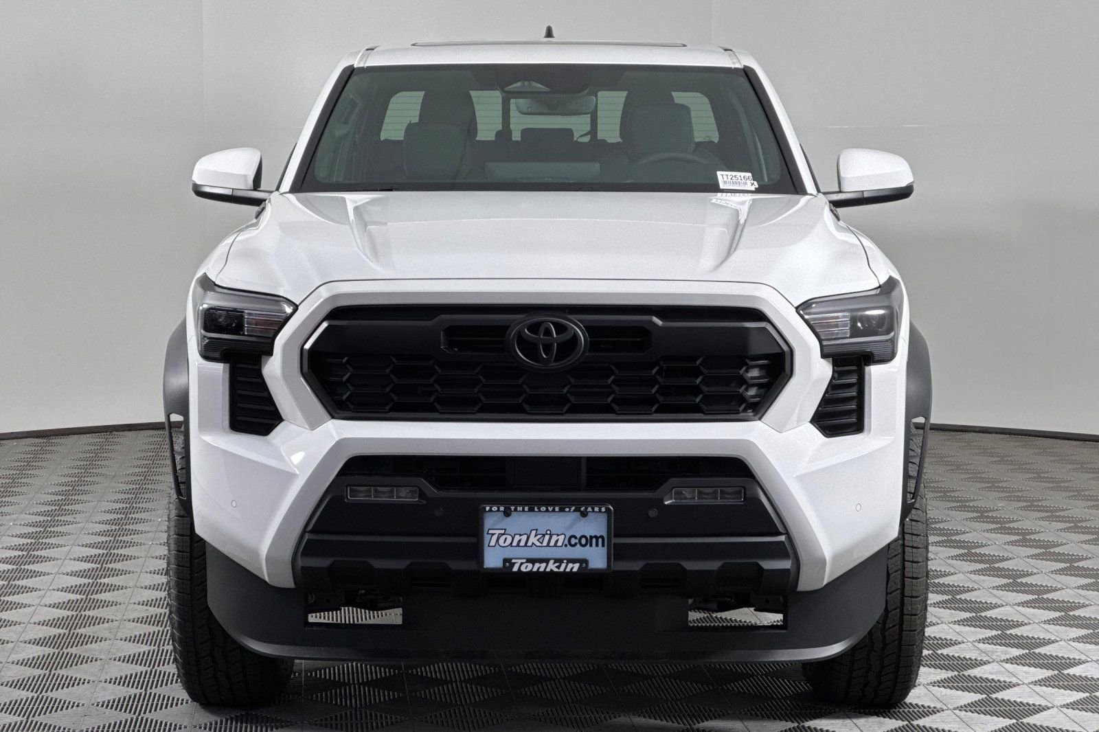 2025 Toyota Tacoma TRD Off Road - Photo 9