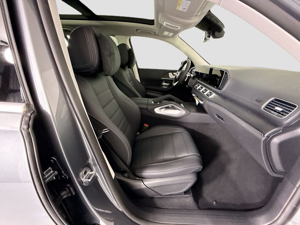 New 2026 Selenite Grey Metallic Mercedes-Benz GLS 450 image 22