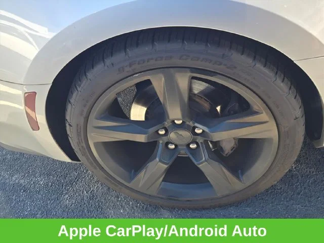 Used 2018 SILVER ICE METALLIC Chevrolet 2SS image 20