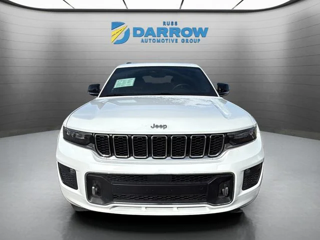 Used 2022 White Jeep Overland image 8