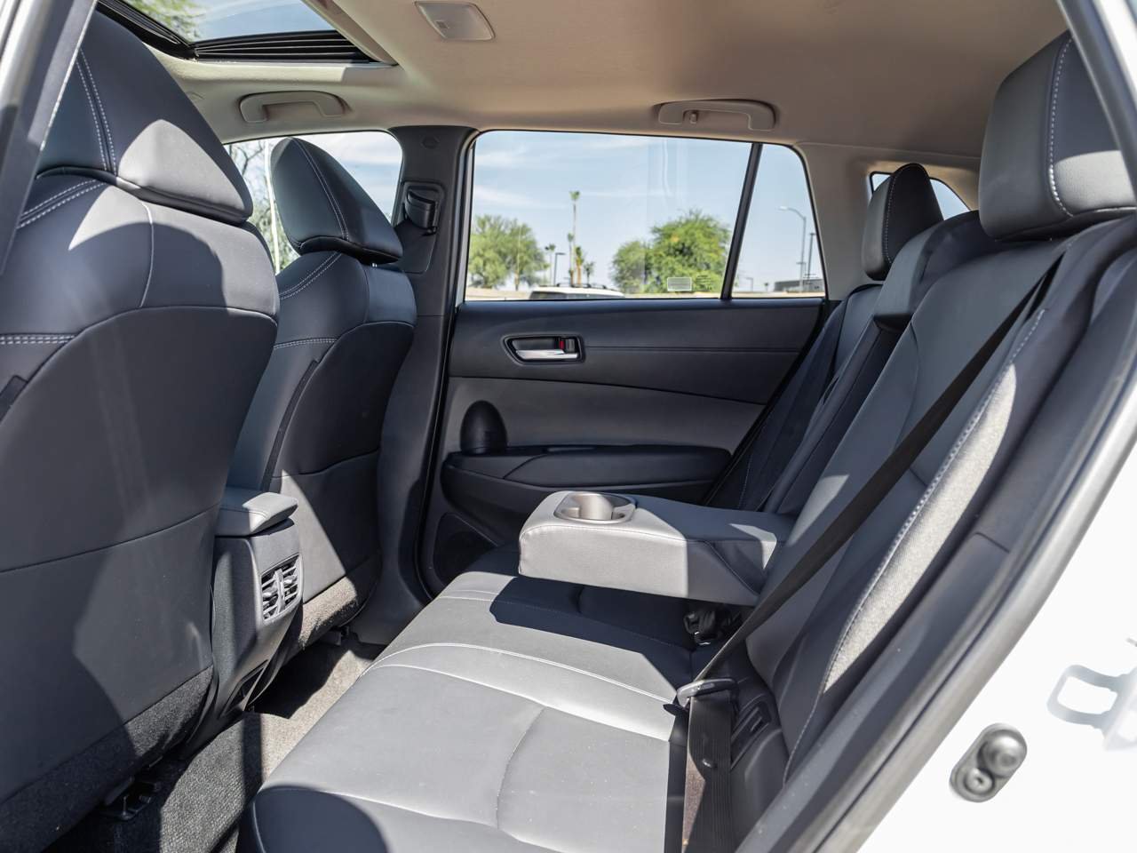 Used 2023 Wind Chill Pearl Toyota XLE image 18