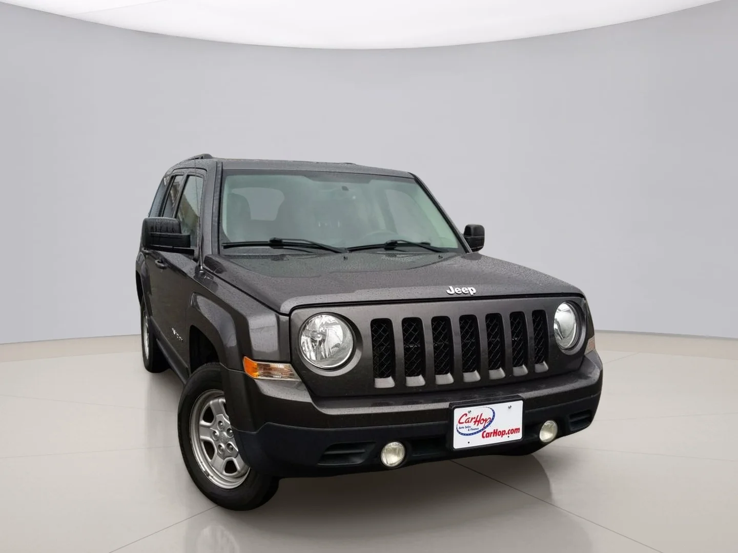 Used 2016 Pewter Jeep SPORT 4WD image 1