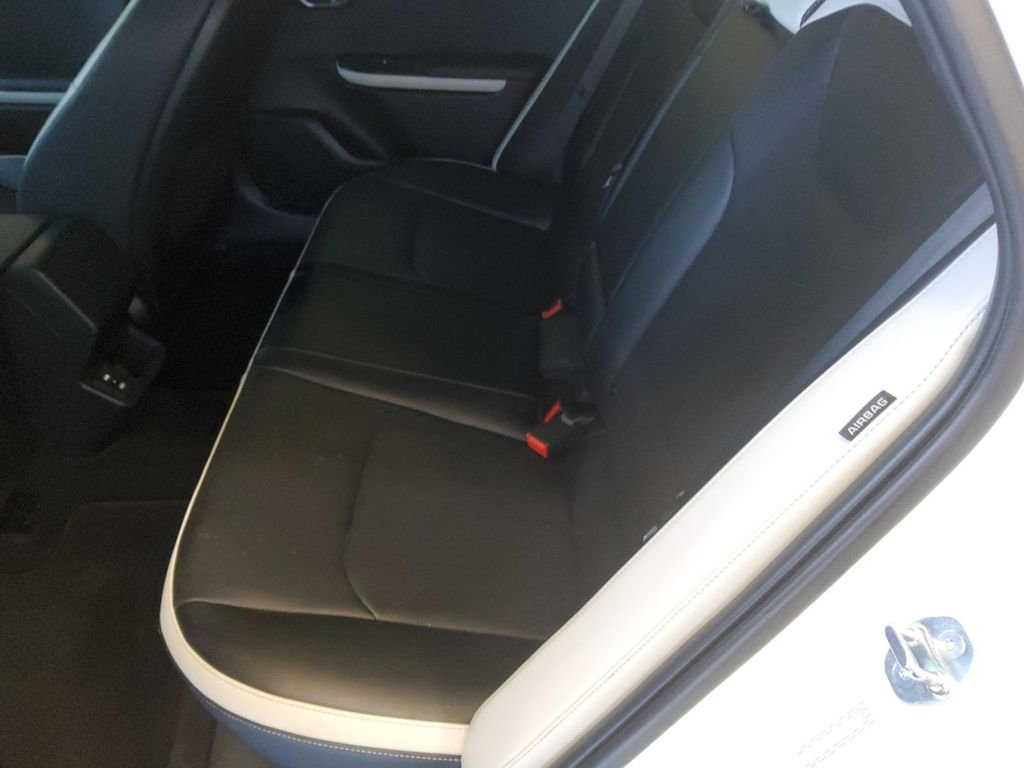 Used 2026 White Kia GT-Line image 18