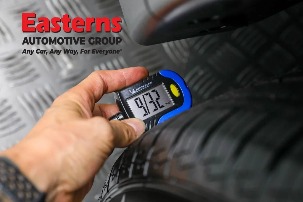 Used 2020 Black Nissan SL image 31