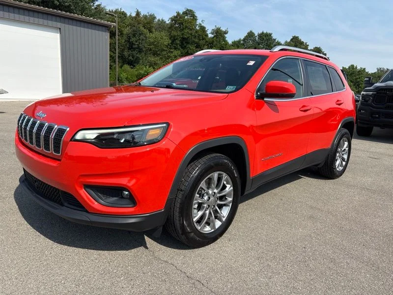 Used 2021 Orange Jeep Latitude Lux image 7
