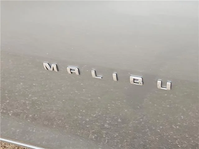 Used 2024 Gray Chevrolet 1LT image 7