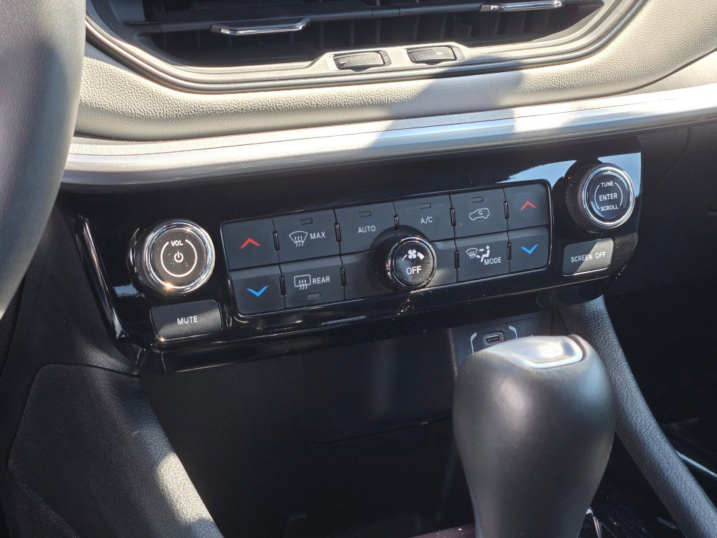 2025 Jeep Compass Limited - Photo 27