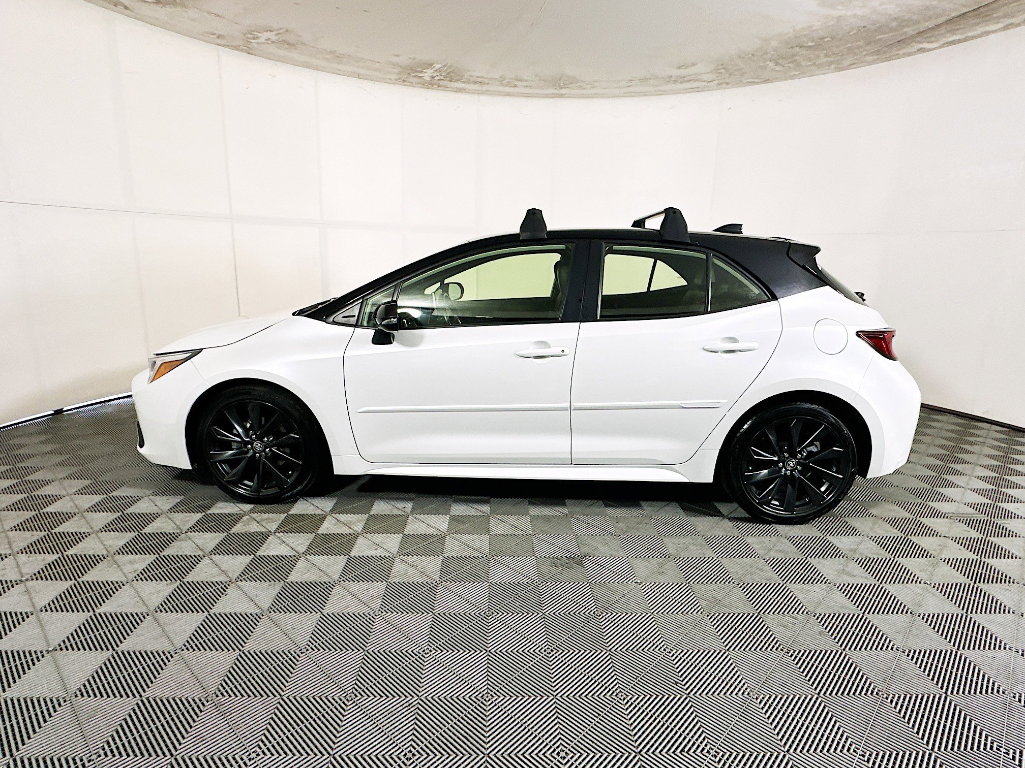 2023 Toyota Corolla thumbnail 8