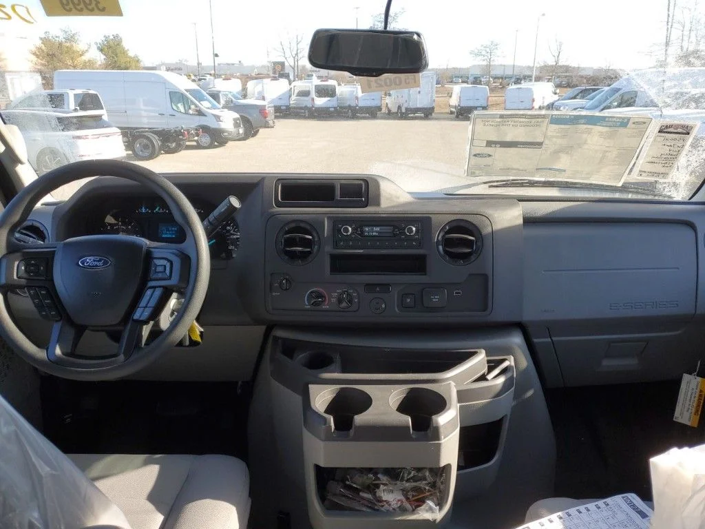 2025 Ford E-Series Cutaway Base - Photo 13