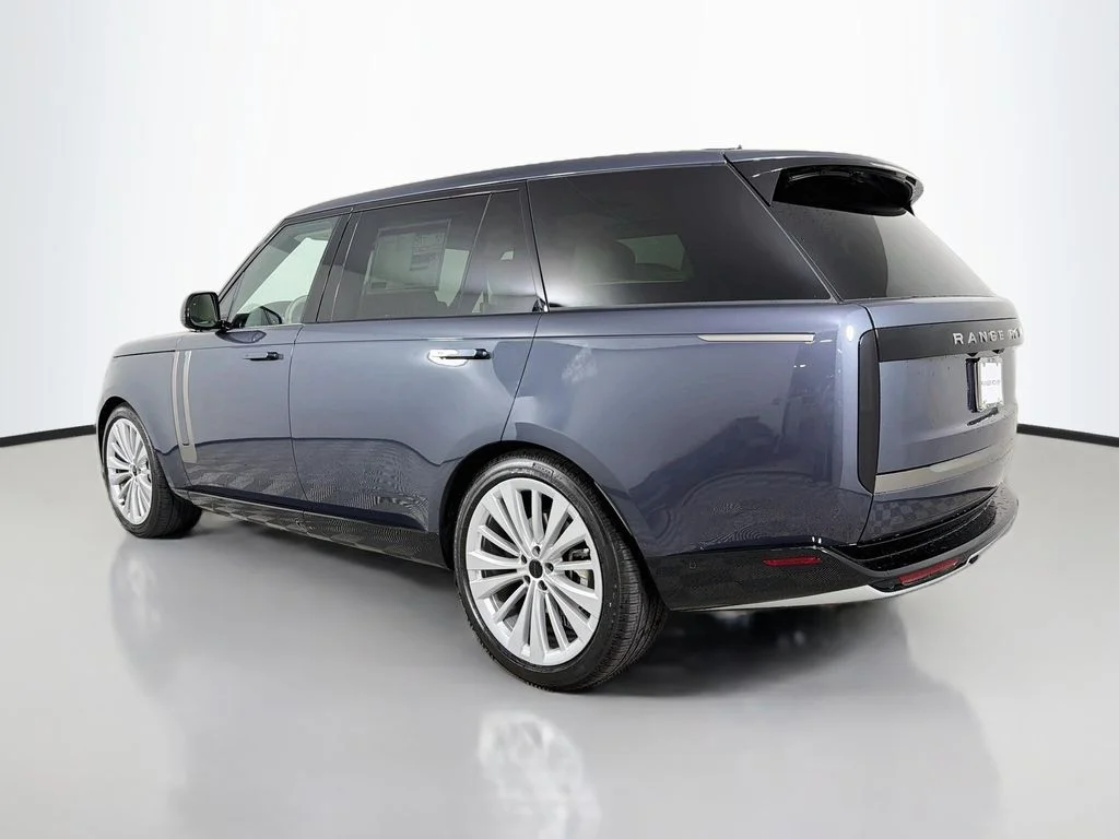 New 2026 Varesine Blue Land Rover SE 7 Seats image 7