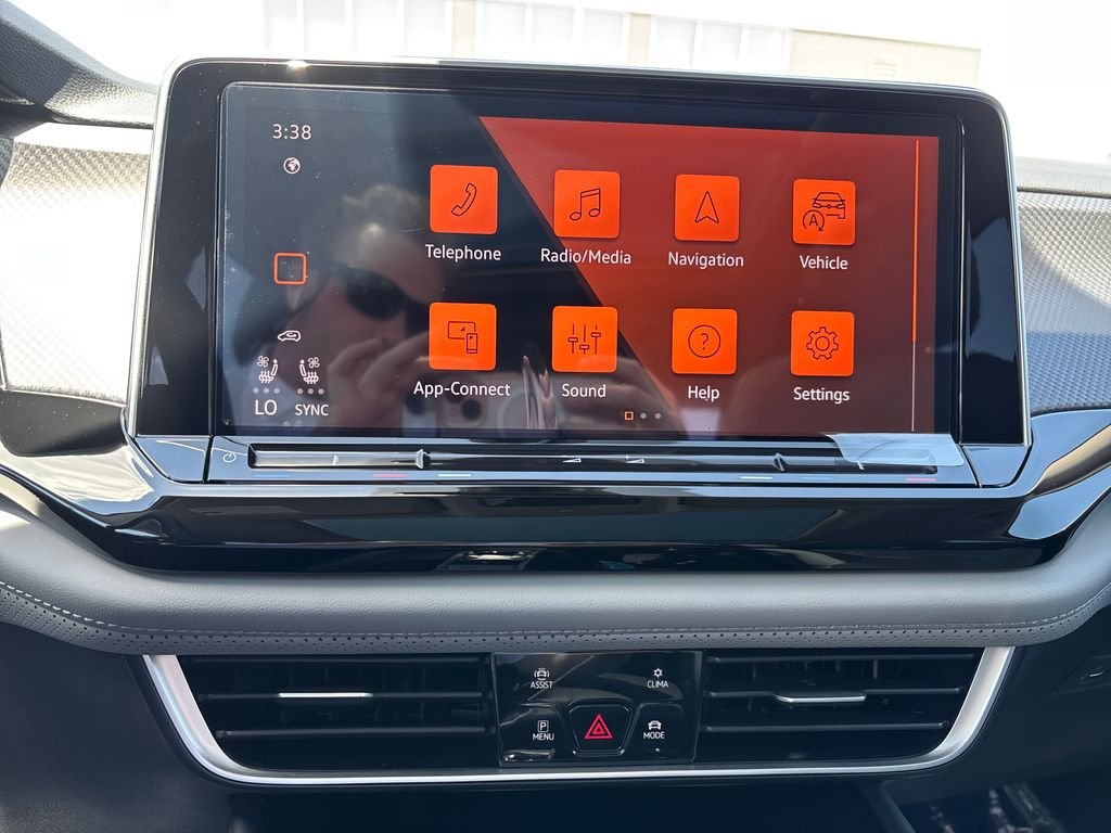 New 2026 Pure Gray Volkswagen 2.0T Peak Edition image 18