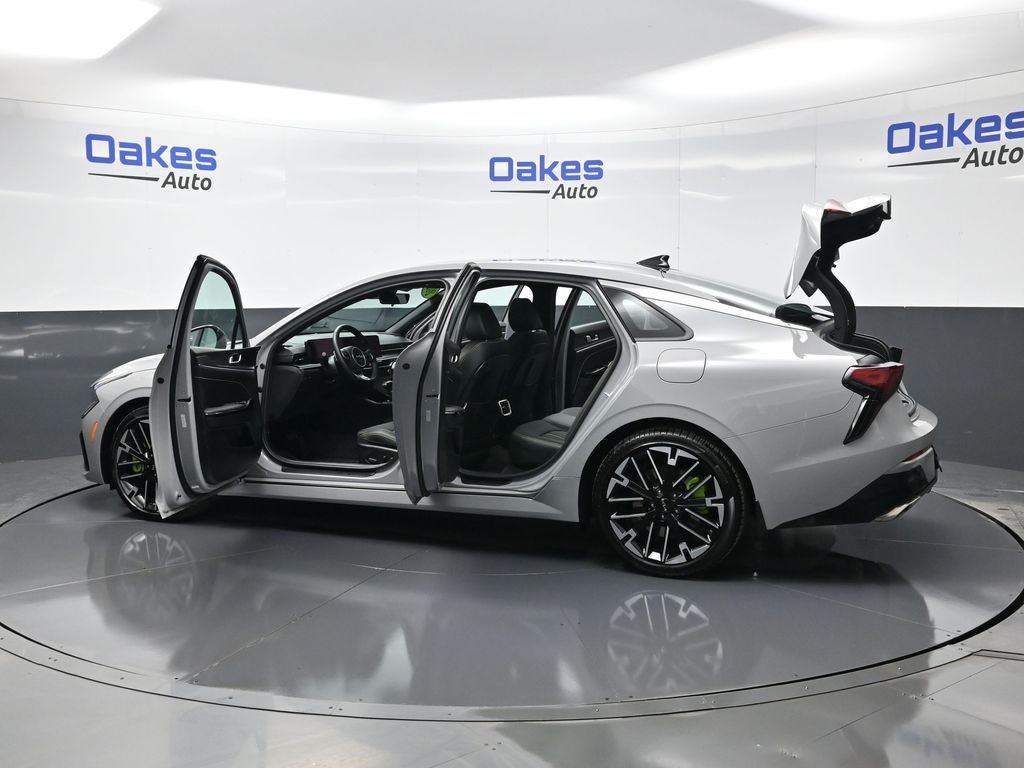 2026 Kia K5 GT - Photo 57