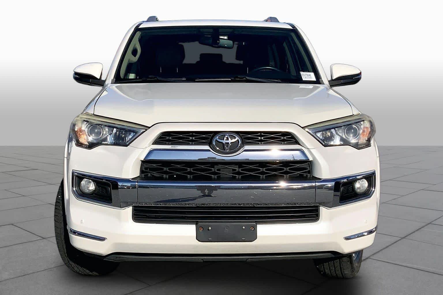 Used 2014 Blizzard Pearl Toyota Limited image 4