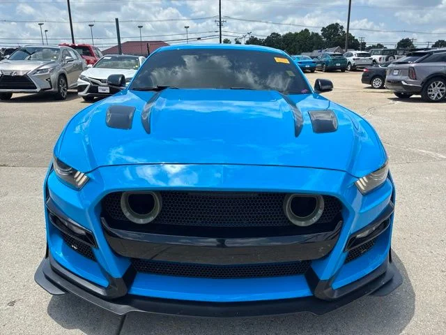 Used 2017 Grabber Blue Ford GT Premium image 2