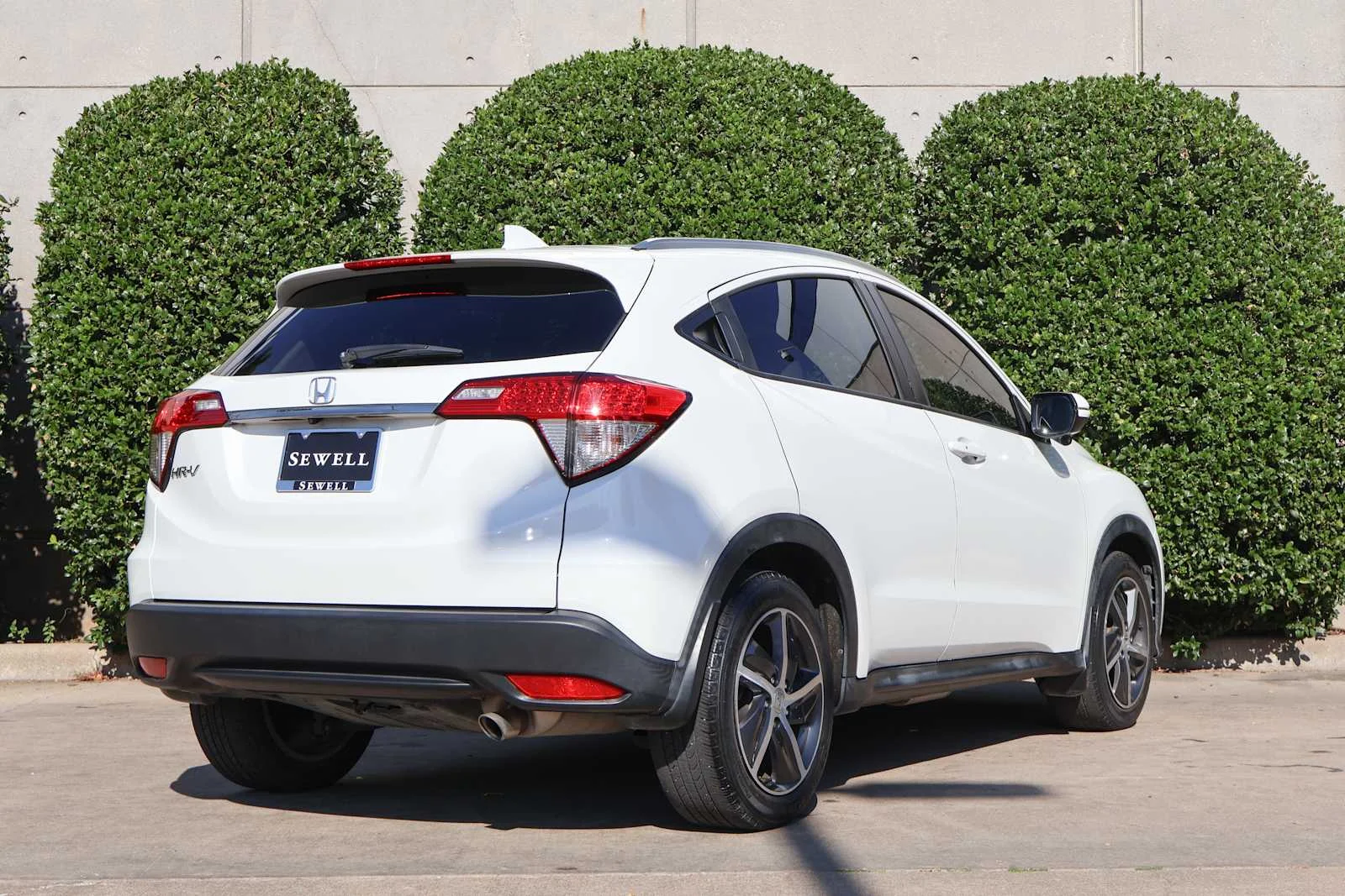 Used 2022 Platinum White Pearl Honda EX image 8