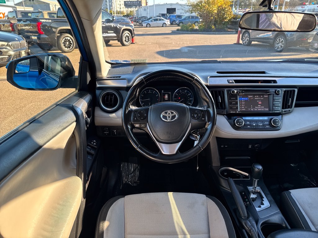 Used 2016 Blue Toyota XLE image 13