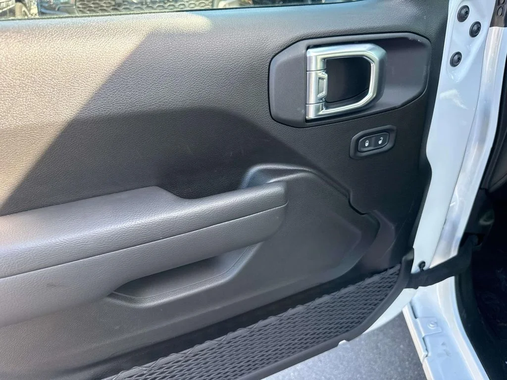 New 2026 White Jeep Sport image 18