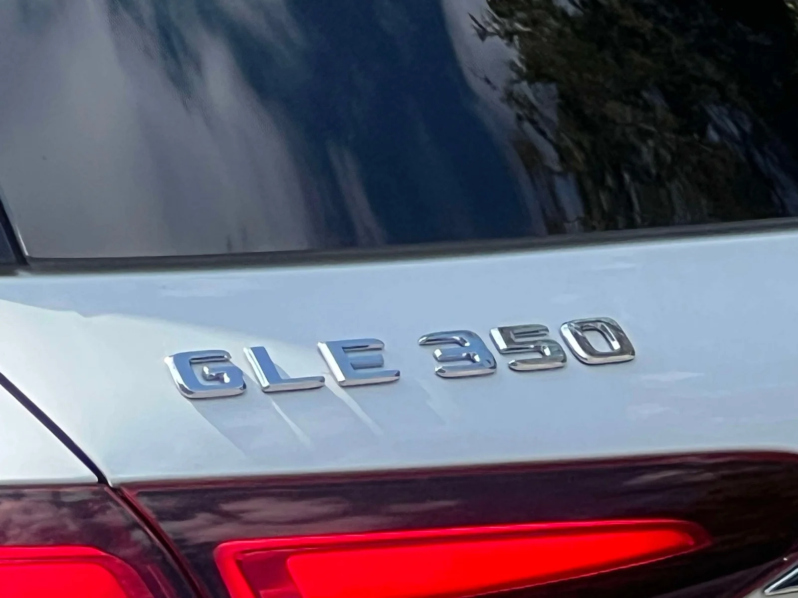 Certified Used 2024 Polar White Mercedes-Benz GLE 350 image 11