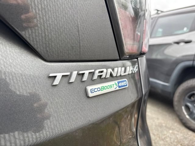 Used 2017 Magnetic Ford Titanium image 9