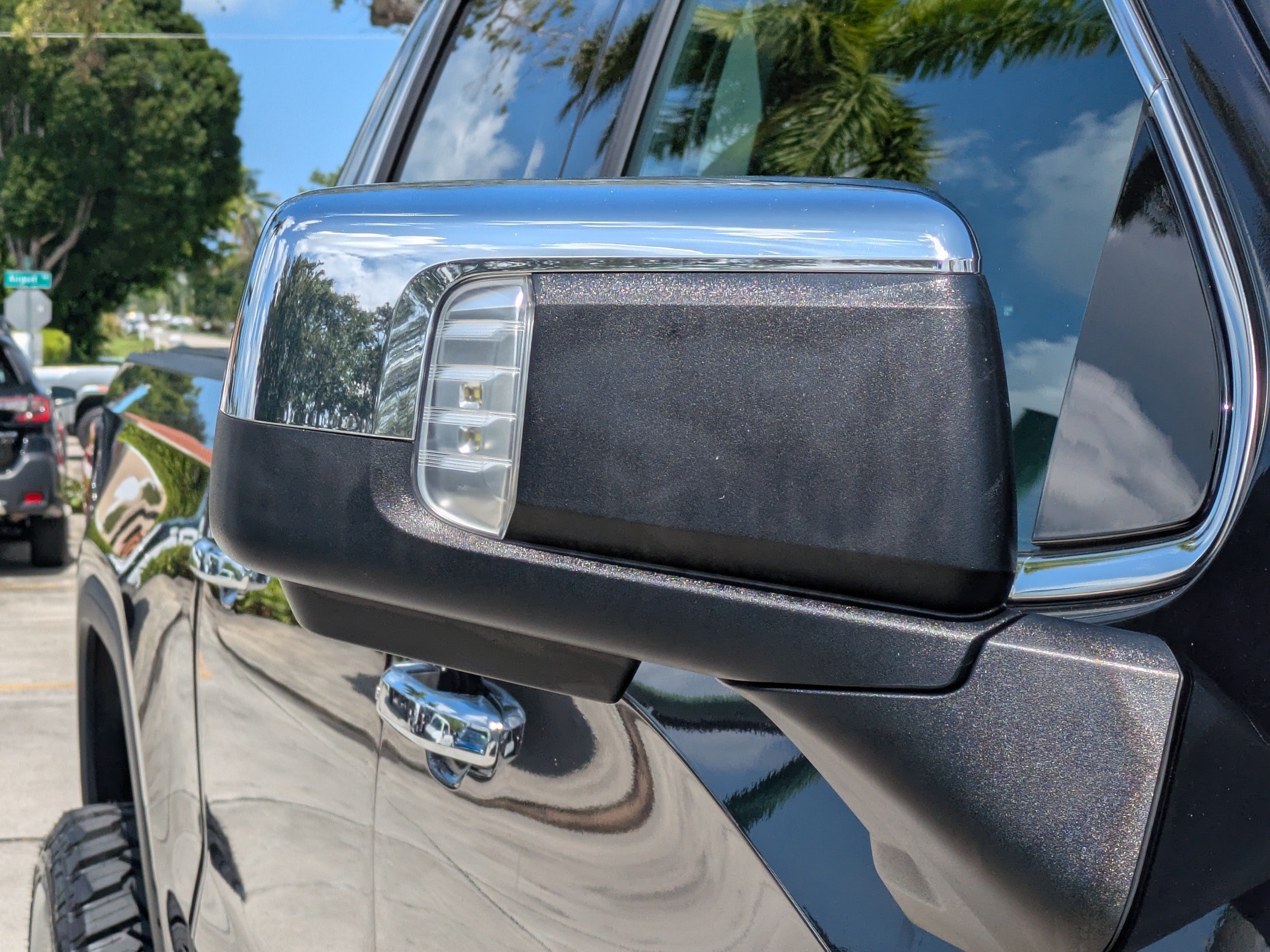 Used 2023 Titanium Rush Metallic GMC Denali image 10