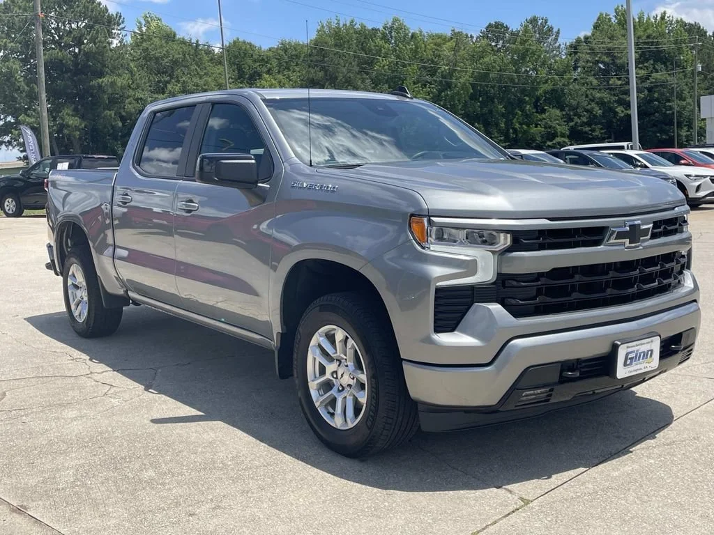 Used 2026 Sterling Gray Metallic Chevrolet RST image 5