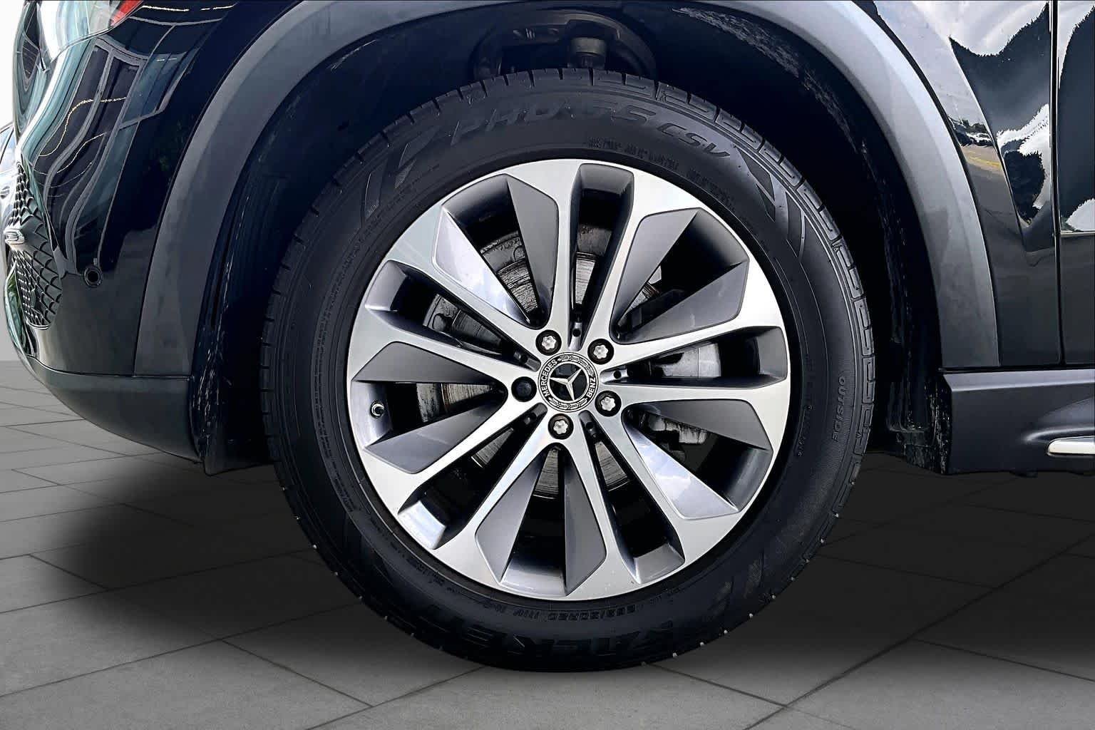 Certified Used 2023 Black Mercedes-Benz GLE 350 image 11