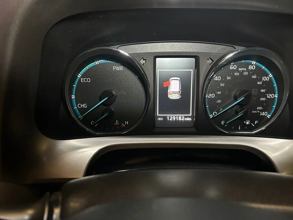 Used 2018 Magnetic Gray Toyota XLE image 24