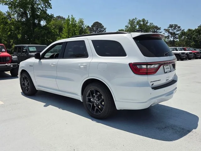 New 2026 White Knuckle Clear-Coat Exterior Paint Dodge GT Plus HEMI V8 image 6