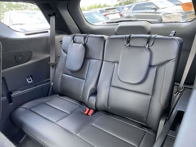 New 2026 Star White Metallic Tri-Coat Ford Tremor image 8